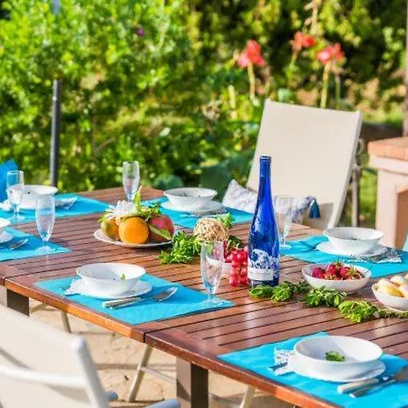 بيت للعطل Holiday Sleeps 8 With Pool Air Con And Wifi *