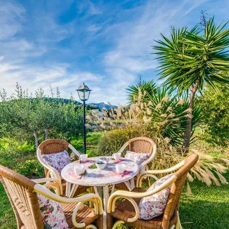 Holiday Sleeps 8 With Pool Air Con And Wifi *
